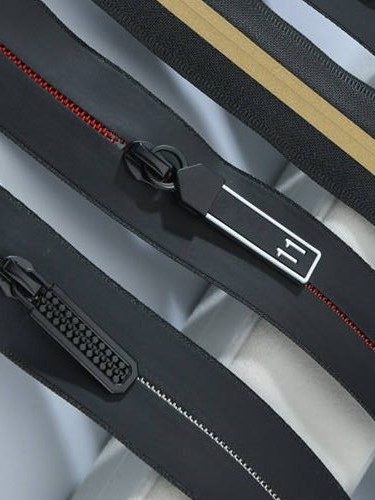 Good-quality-wholesale-customized-waterproof-zipper-4-750×375